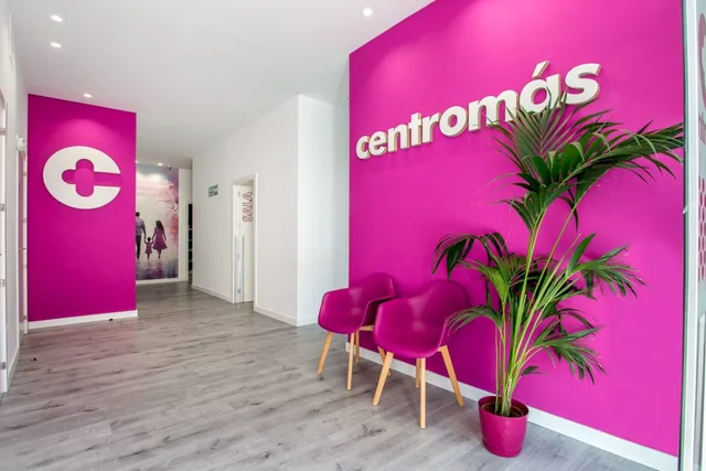 centromás